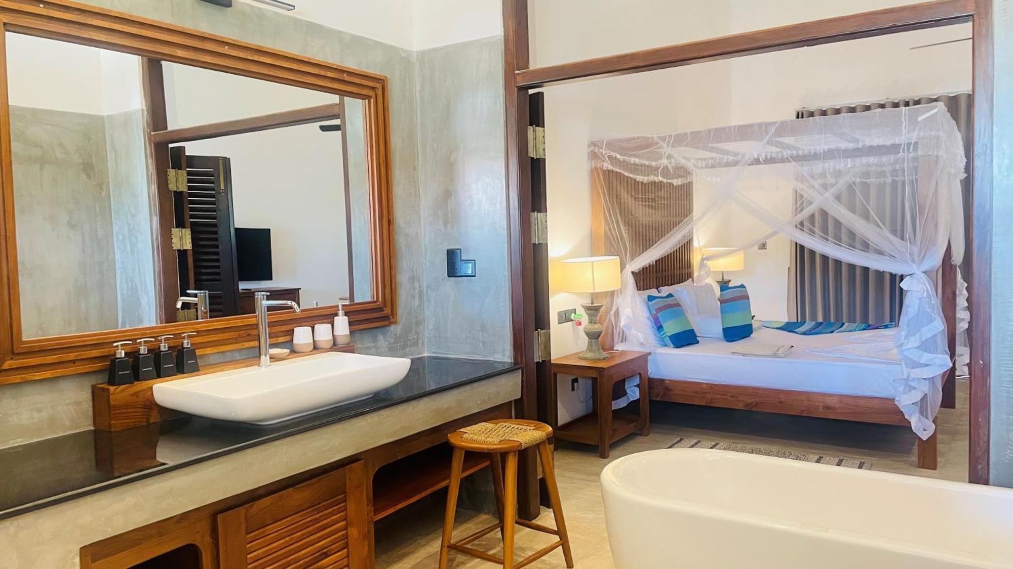 Sea Star Boutique Hotel Hikkaduwa Extérieur photo