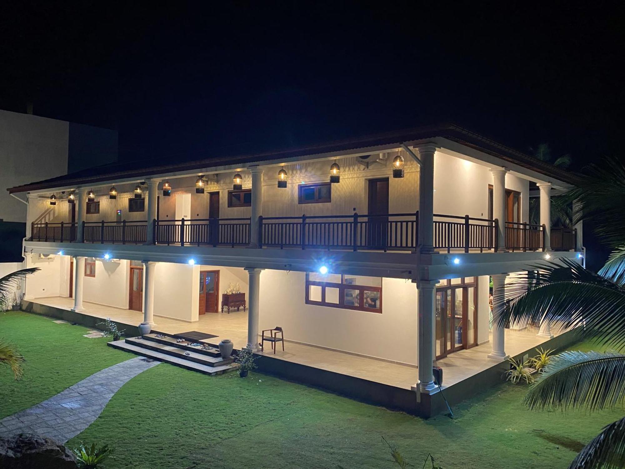 Sea Star Boutique Hotel Hikkaduwa Extérieur photo